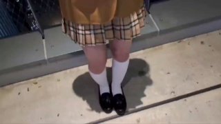 【黄先生探花】风骚白衣大奶妹，穿上空姐制服近距离口交，骑乘后入多种姿势猛操
